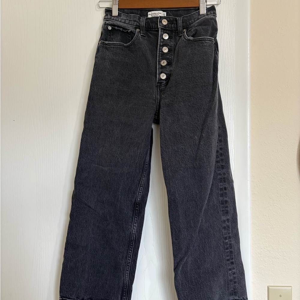 Abercrombie Crop wide leg